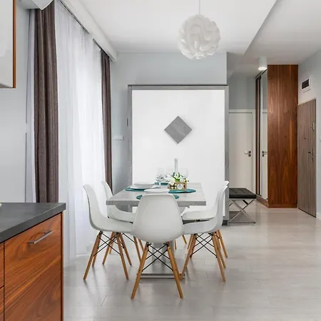 10/30 Apartment Rewal